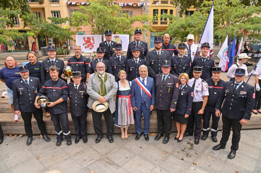 Blaulicht & Martinshorn - Freiwillige Feuerwehr Passau